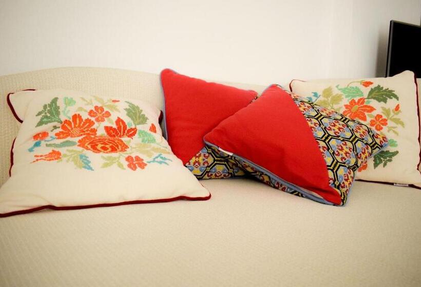 مبيت وإفطار Lughia