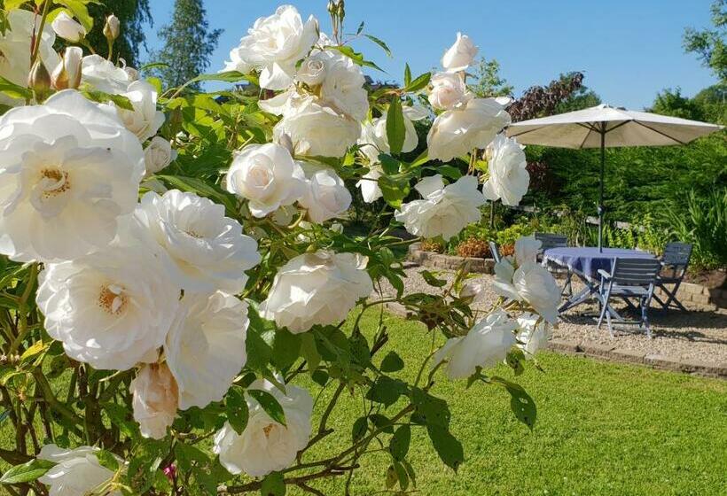 Cherville Bed & Breakfast