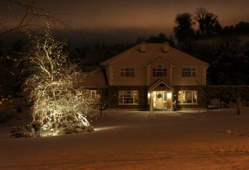 Cherville Bed & Breakfast