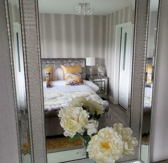 Cherville Bed & Breakfast