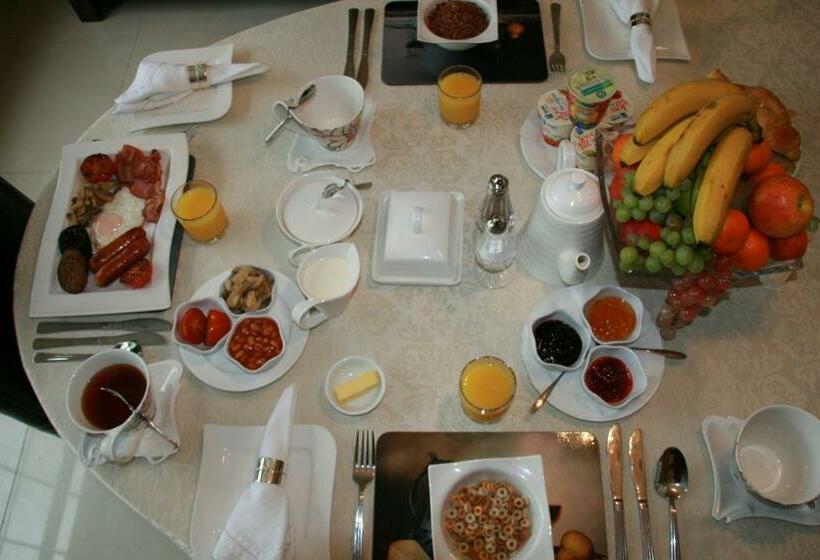 Cherville Bed & Breakfast