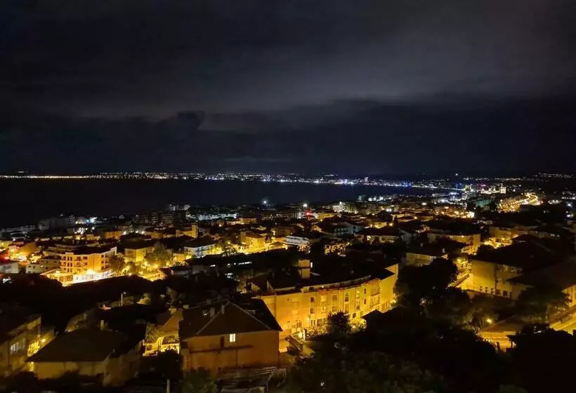 هتل Sea View Hills