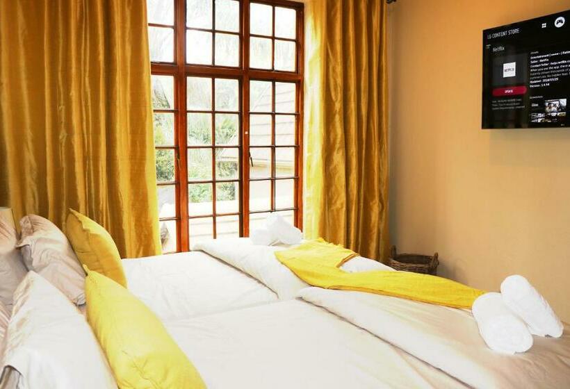 Pensão Pretoria House