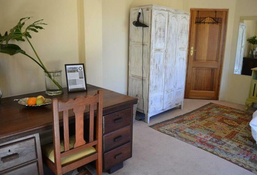 Pensão Pretoria House