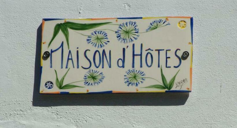 بنسيون Ti Ar Bugale