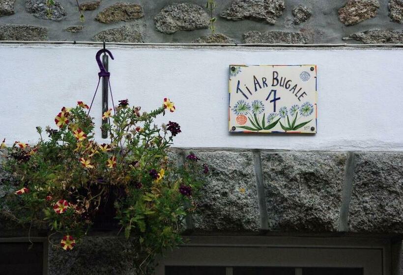 بنسيون Ti Ar Bugale