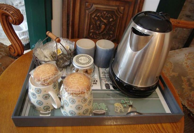 بنسيون Ti Ar Bugale