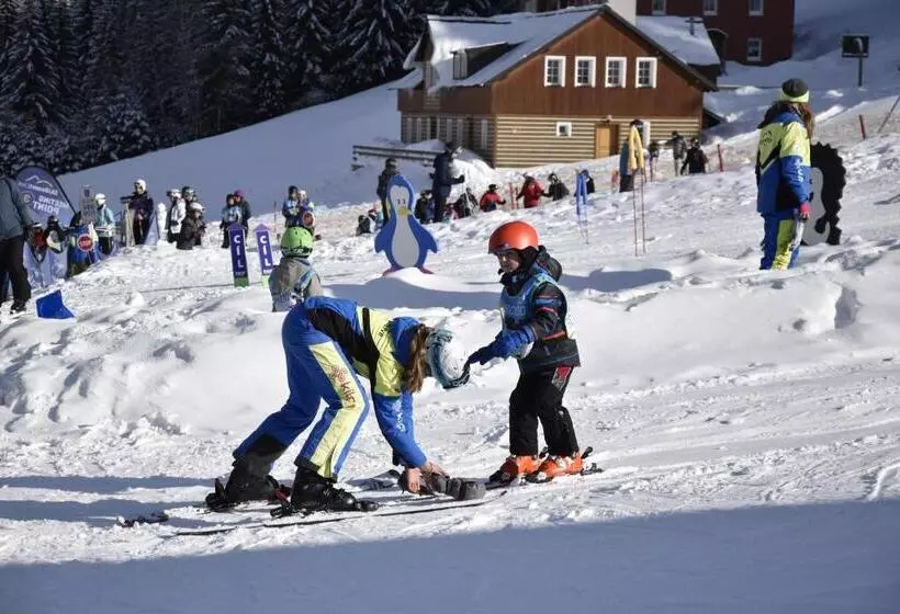 Skiresort Pec Poustevnik