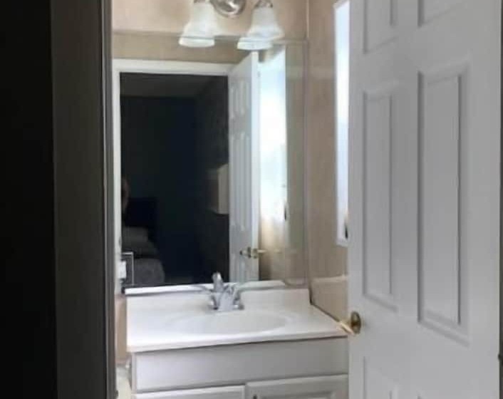 הוסטל Nightshade Inn & Gardens