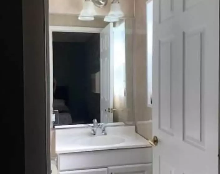 Retkeilymaja Nightshade Inn & Gardens