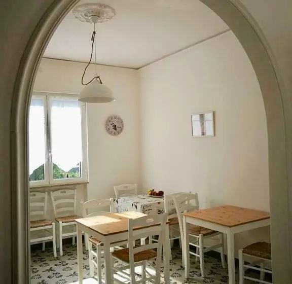 ベッドアンドブレックファースト Castelli In Aria