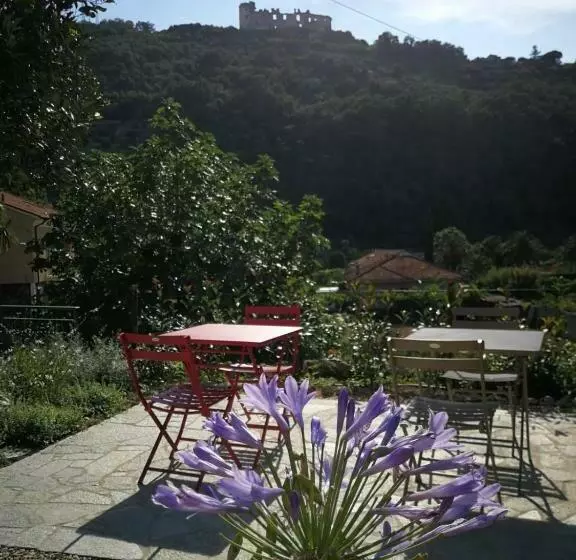 ベッドアンドブレックファースト Castelli In Aria