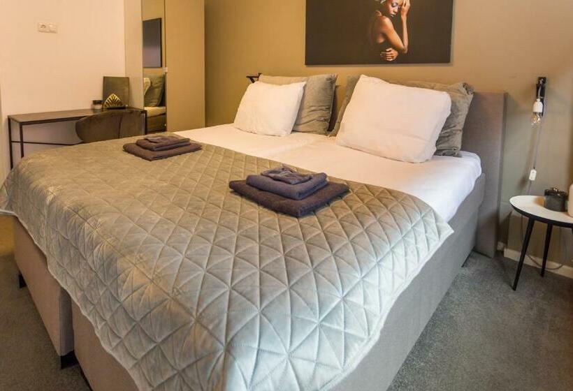 Bed And Breakfast Groningen   Peizerweg