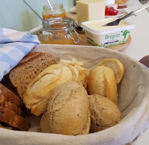 住宿加早餐 Nalles Gästhem