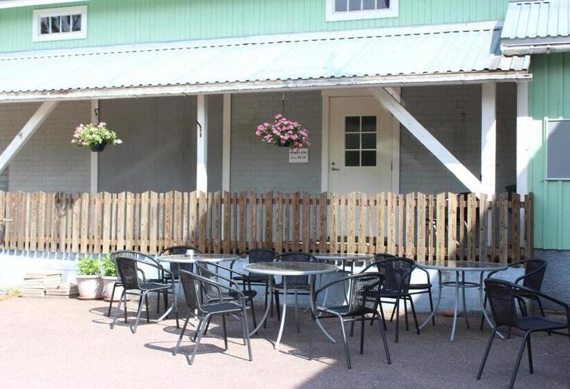 住宿加早餐 Nalles Gästhem