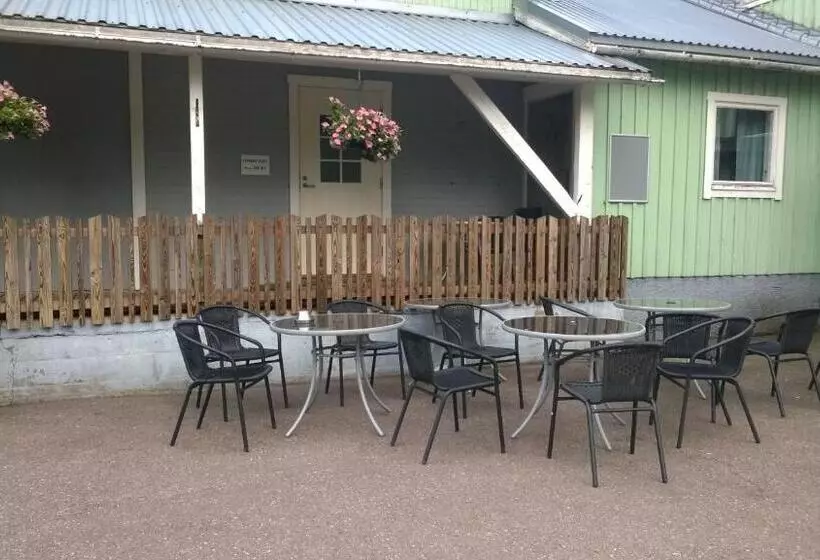 ベッドアンドブレックファースト Nalles Gästhem