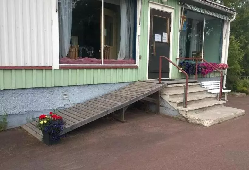 ベッドアンドブレックファースト Nalles Gästhem