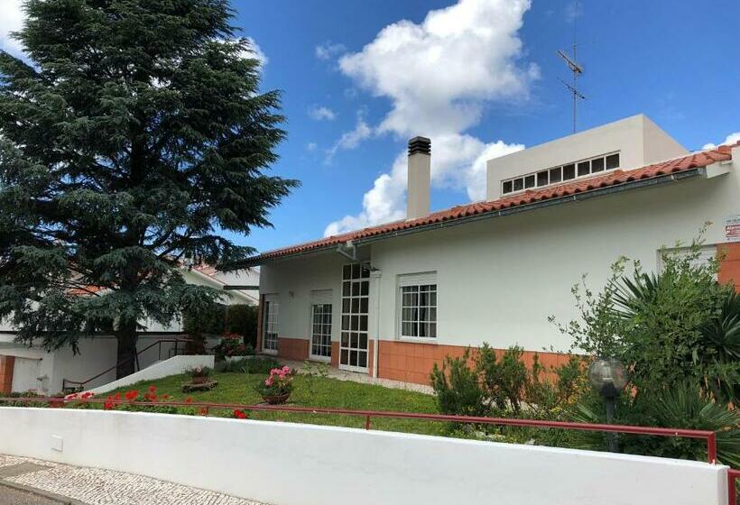 Bed and Breakfast Quinta Nova Do Almeida