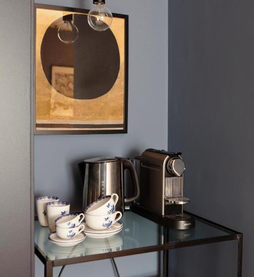 تختخواب و صبحانه Suite No 7