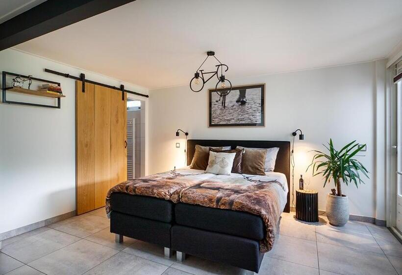 住宿加早餐  Velo Droom