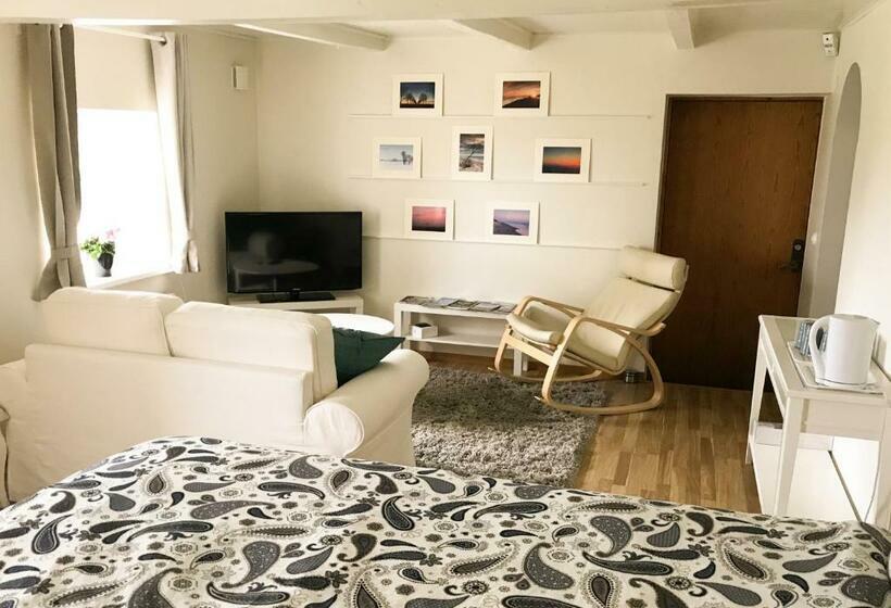 Glemminge Bed And Breakfast