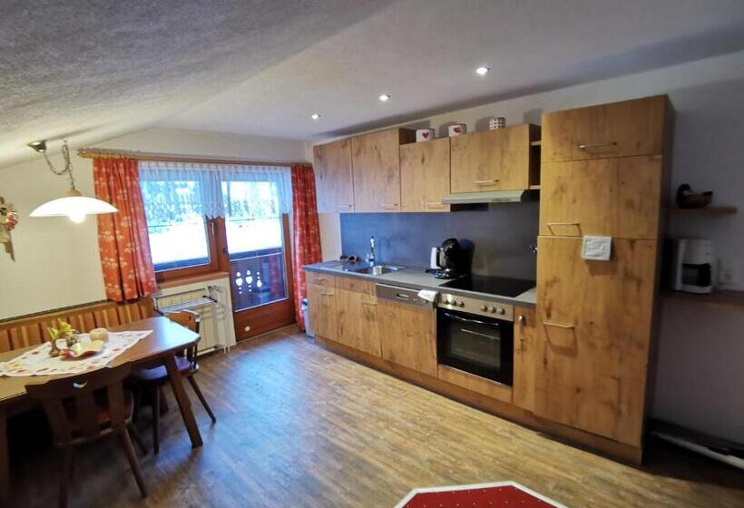 Отель Bauernhof Bethuber