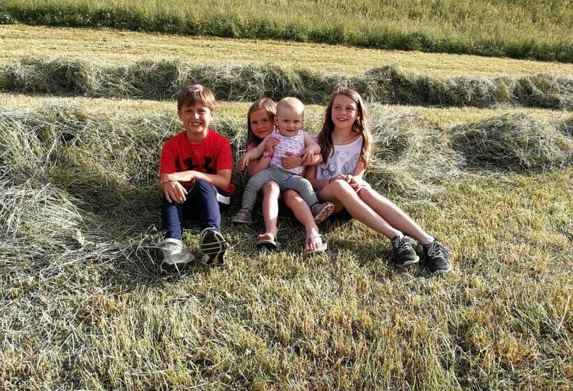 Отель Bauernhof Bethuber