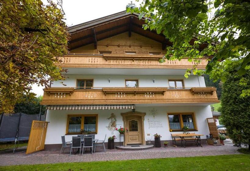 Hotel Ferienwohnung Lederer