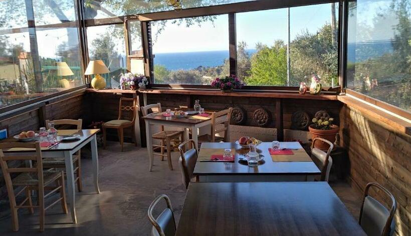 בית מלון כפרי La Quercia Agriturismo