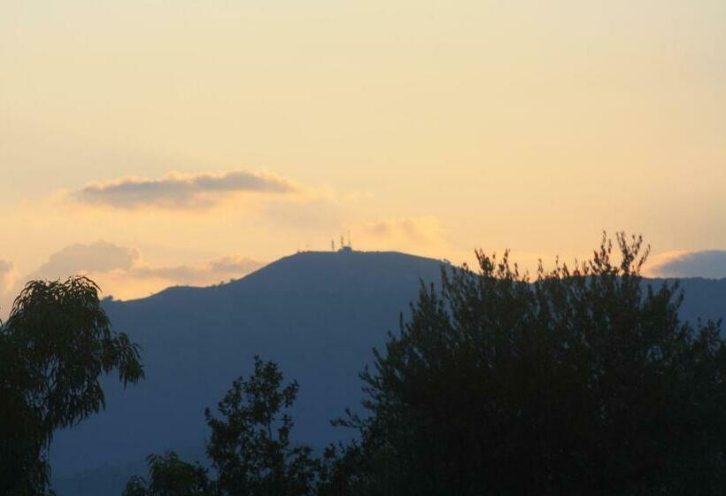בית מלון כפרי La Quercia Agriturismo