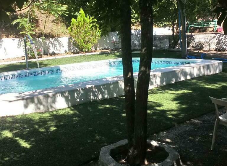 ペンション Hostal El Venero