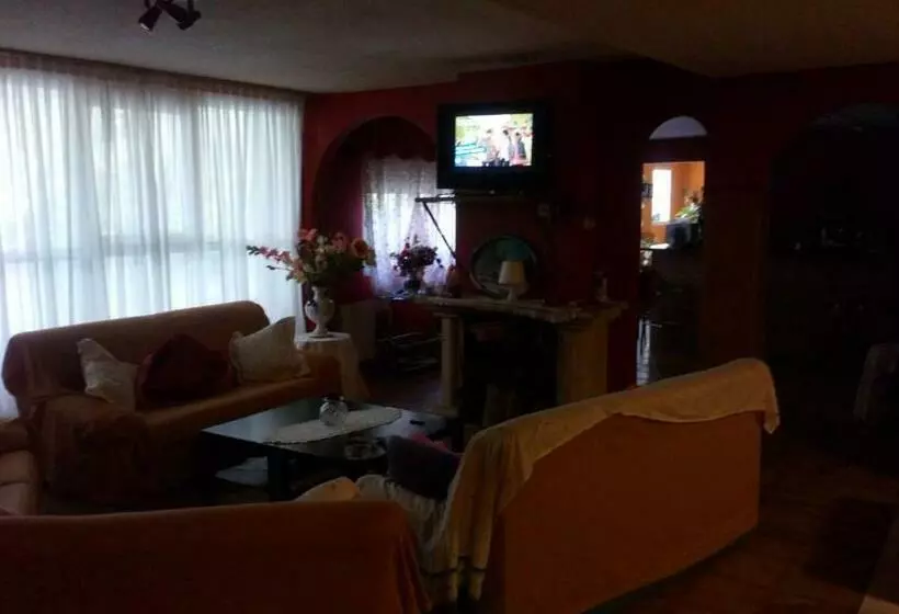 ペンション Hostal El Venero