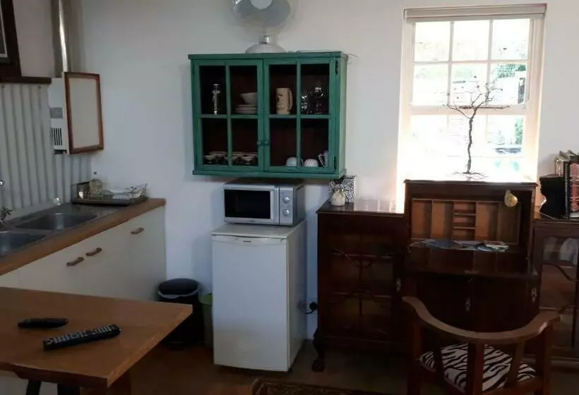 Majatalo Rhus Cottage