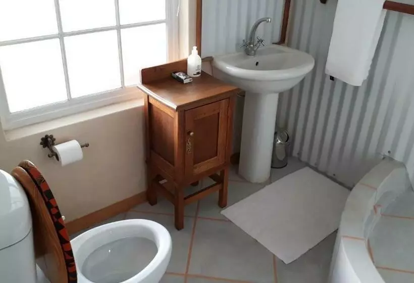 Majatalo Rhus Cottage