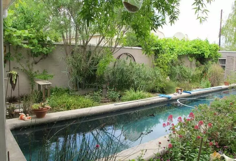 Majatalo Rhus Cottage