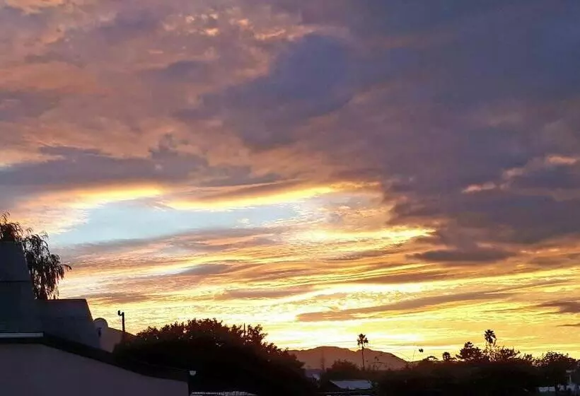 Majatalo Rhus Cottage