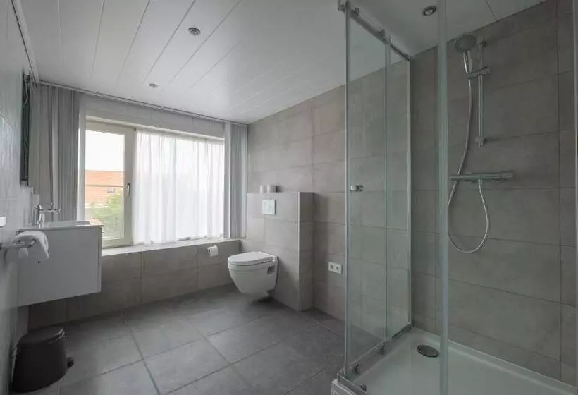 B&b Binisa