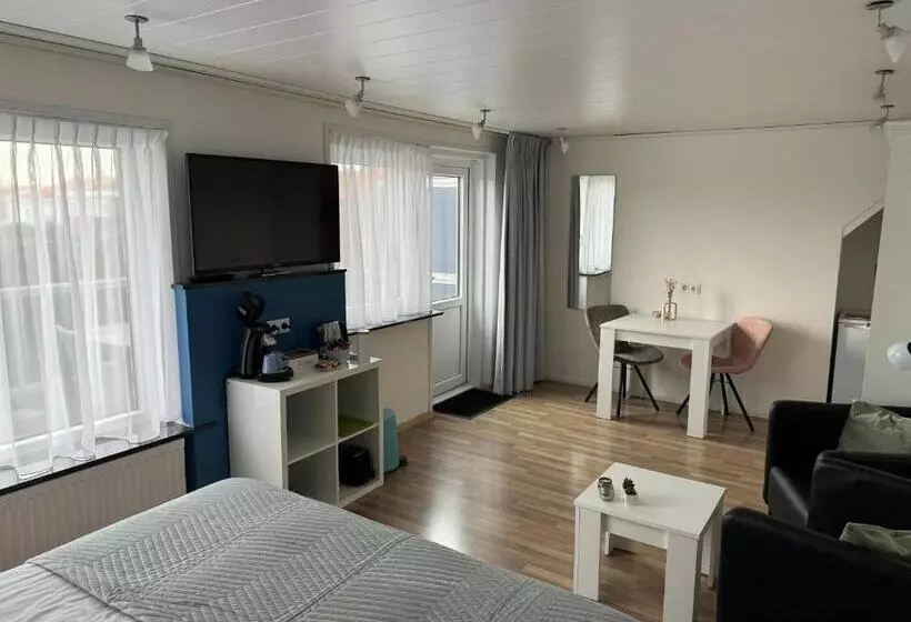 B&b Binisa