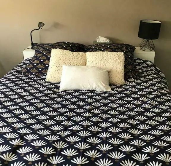 تختخواب و صبحانه Chambre D  Hôtes Chez Manon Et Hugo