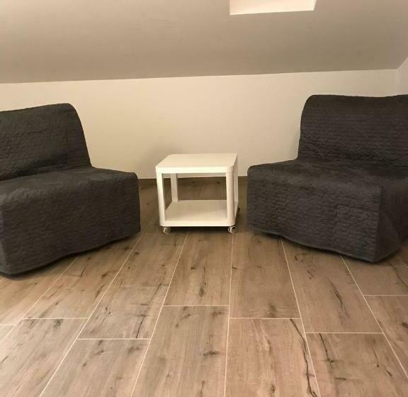 住宿加早餐  Villa Lò