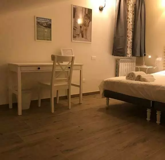 Aamiaismajoitus (B&B) Villa Lò