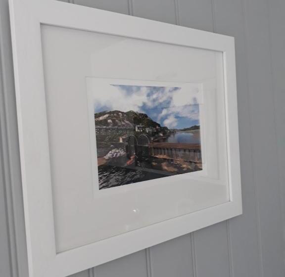 Hotell Allibella Shepherds Hut, Amazing Seaview, Private Garden, Pet Friendly