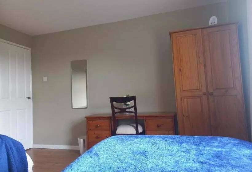هتل Holly Cottage Mayobridge