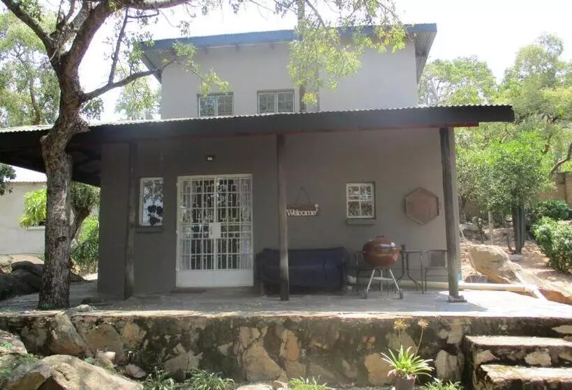 هتل Leopard Tree Retreat