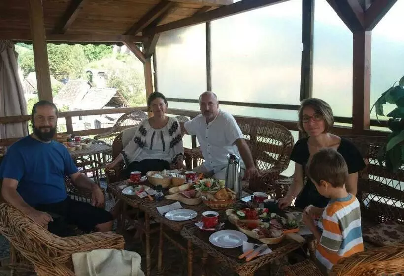 ペンション Casa Ana