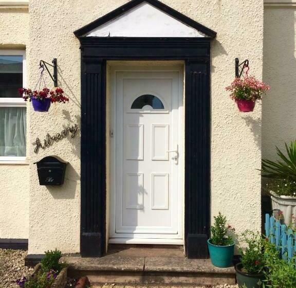 پانسیون Kilreany