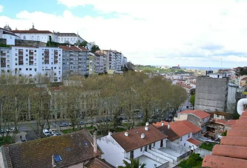 پانسیون Njoy Coimbra