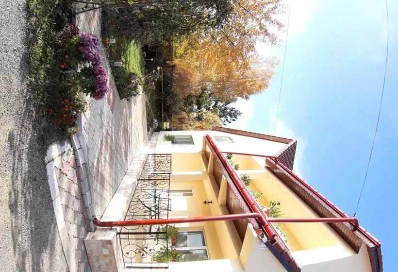 Majatalo Steaua Nordului