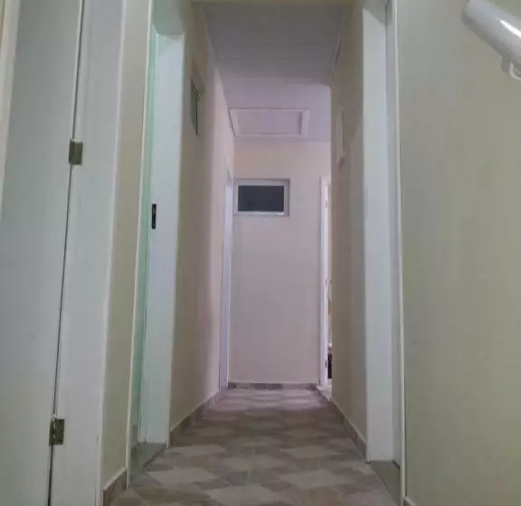 هاستل Bela Sylvia Suites