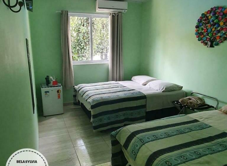 هاستل Bela Sylvia Suites